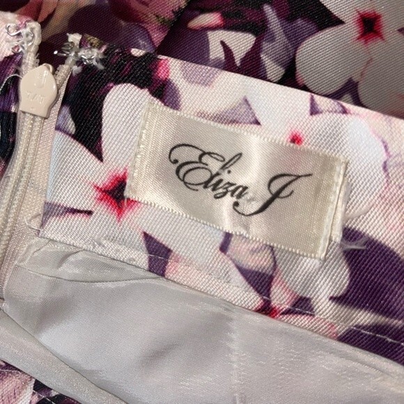 Eliza J Floral Skirt‎ Glam - Picture 4 of 8